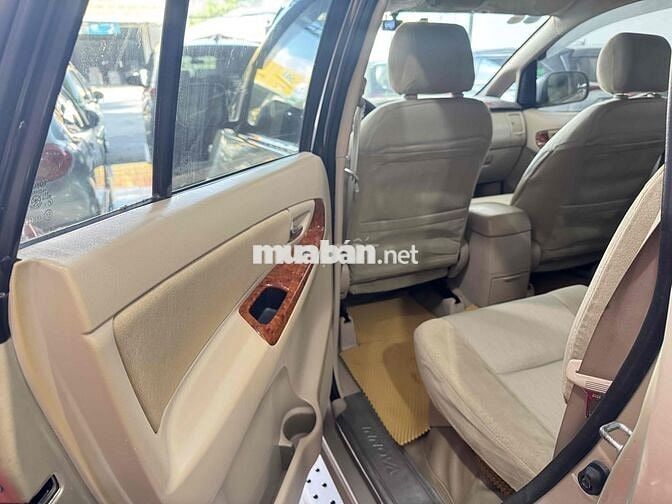 Toyota Innova 2008 G - 179021 km
