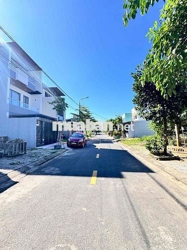 Bán đất Hoà Quý- Ngũ Hành Sơn gần cầu Khuê Đông 3tỷ950 sạch đẹp