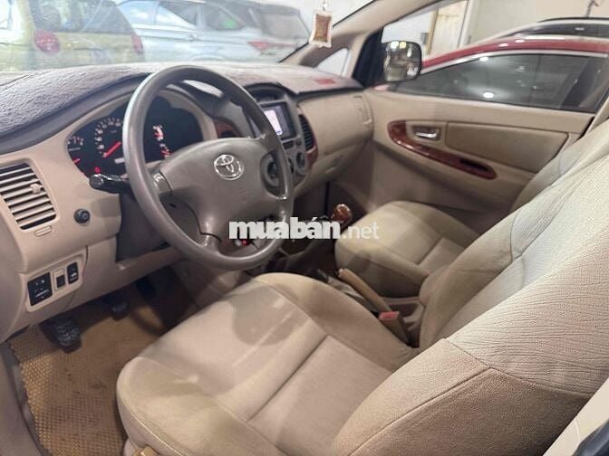 Toyota Innova 2008 G - 179021 km