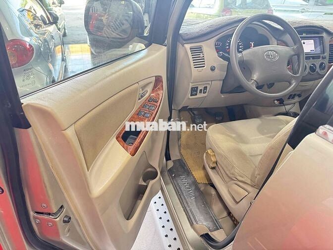 Toyota Innova 2008 G - 179021 km
