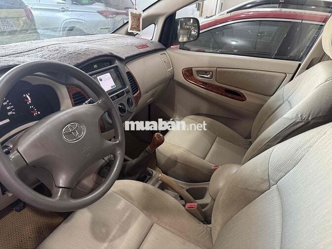 Toyota Innova 2008 G - 179021 km