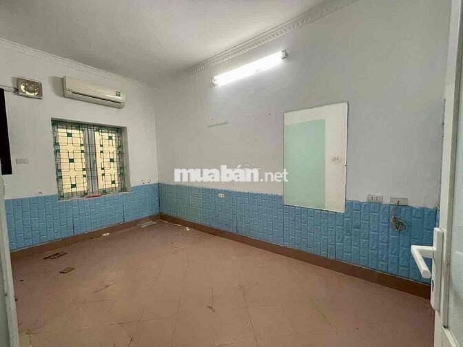 Bán căn chung cư Tầng 1 phố Lạc Trung oto đỗ cửa 2 thoáng 80m giá nhỉn