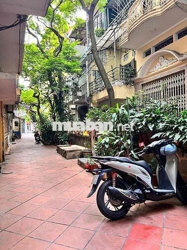 Bán căn chung cư Tầng 1 phố Lạc Trung oto đỗ cửa 2 thoáng 80m giá nhỉn