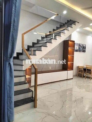 CHO THUÊ NHÀ PHÚ HOÀ 3PHÒNG NGỦ NGAY SÂN CẦU LÔNG VĂN HIỀN