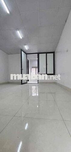Bán nhà tập thể phố Lò Đúc nhà đẹp 2 thoáng ở ngay 70m tầng 3 giá nhỉn Bán nhà tập thể phố Lò Đúc nhà đẹp 2 thoáng ở ngay 70m tầng 3 giá nhỉn