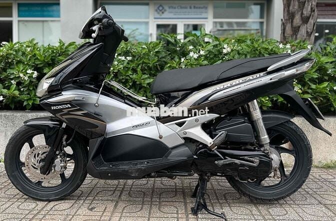 AIRBLADE 2010 FI ĐẸP KEN NGUYÊN ZIN GIẤY TỜ ĐẦY ĐỦ