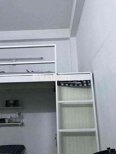 Phòng trọ giá rẻ có gác, máy lạnh, ban công