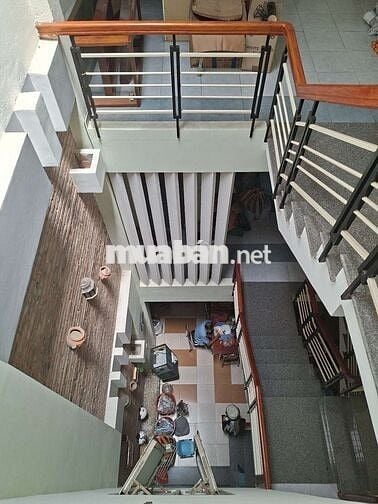 Nhà 3 tầng MT Nguyễn xí 7m5 sát lý thái tông
