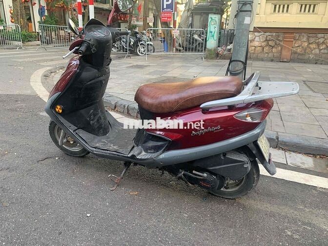 Xe Suzuki Nhật Sapphire 125cc màu đỏ