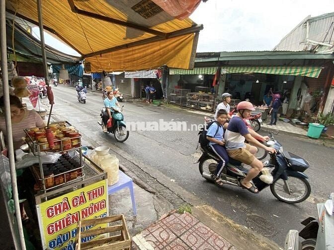 mặt bằng kinh doanh 200m2 Đường bình hòa 24