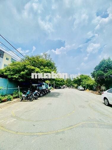 Bán nhà số 27 đường số 12 KDC Bùi Minh Trực, P.5, Q.8, TP.HCM
