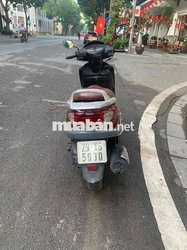 Xe Suzuki Nhật Sapphire 125cc màu đỏ