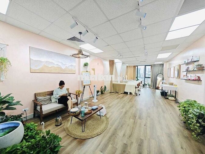 Cho thuê văn phòng Láng Hạ 85m2 12tr5 oto đỗ cửa view thoáng