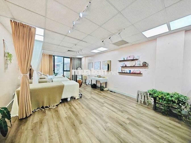 Cho thuê văn phòng Láng Hạ 85m2 12tr5 oto đỗ cửa view thoáng
