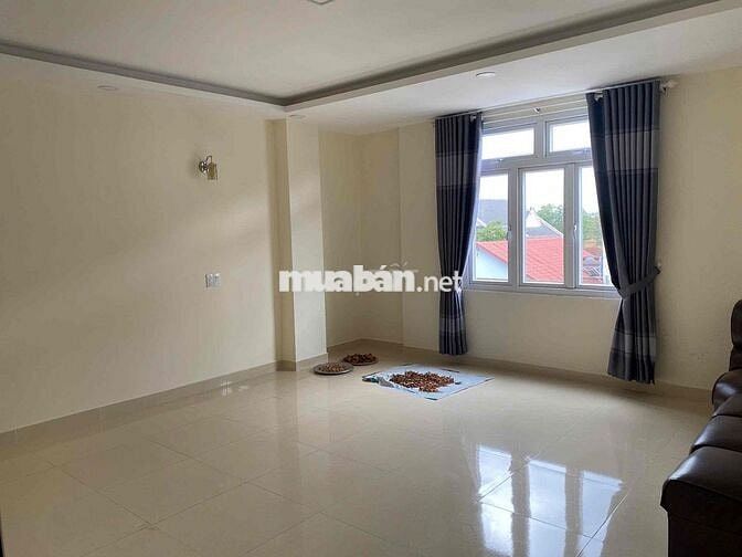 🏢 NHÀ MẶT TIỀN CHO THUÊ – NGUYỄN CÔNG TRỨ, P. LÂM VIÊN – ĐÀ LẠT 🏢