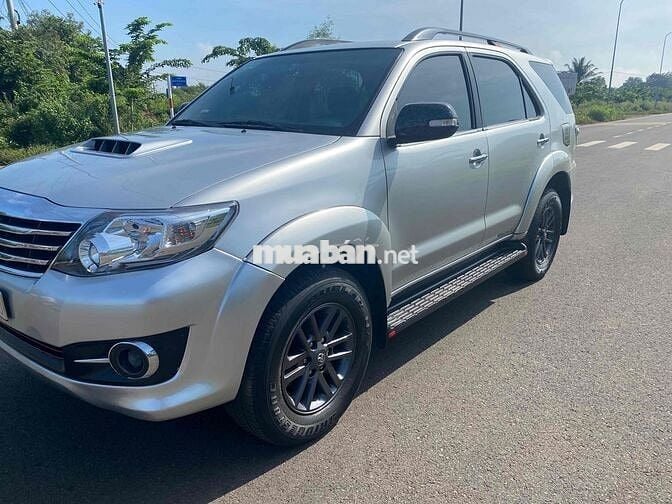 Toyota Fortuner 2015 2.5G 4x2 - 120000 km