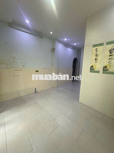 Bán nhà HXH Nguyễn Văn Đậu, P5, 30m2 Nhà trống sẵn kết cấu- Chỉ 3,9 tỷ