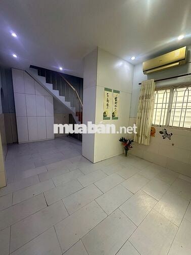 Bán nhà HXH Nguyễn Văn Đậu, P5, 30m2 Nhà trống sẵn kết cấu- Chỉ 3,9 tỷ
