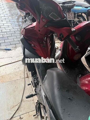 v1 máy êm ngoại hình đẹp