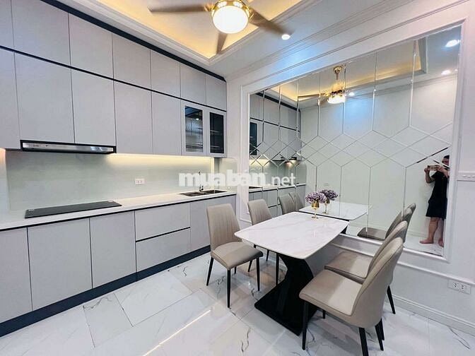 322_MỸ_ĐÌNH - NGÕ 3 GÁC - GẦN PHỐ KINH DOANH SẦM UẤT - FULL NỘI THẤT