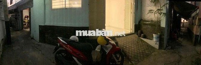 bán căn nhà Linh Tây gàn ngã 5 Thủ Đức rẻ