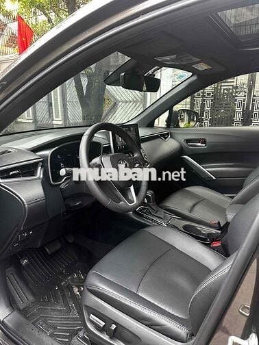 Toyota Corolla Cross 2023 1.8HV - 31500 km