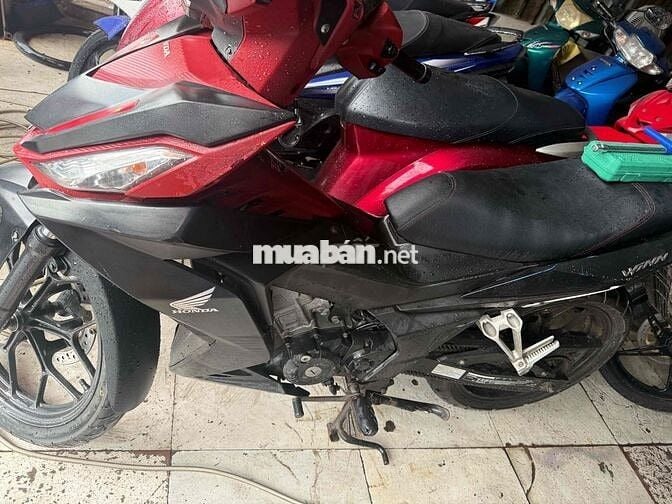 v1 máy êm ngoại hình đẹp
