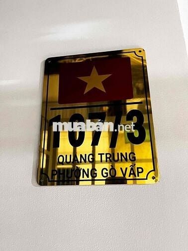Nhà mới xây 1 trệt 2 lầu 1 sân thượng cách Quang trung 1 căn.