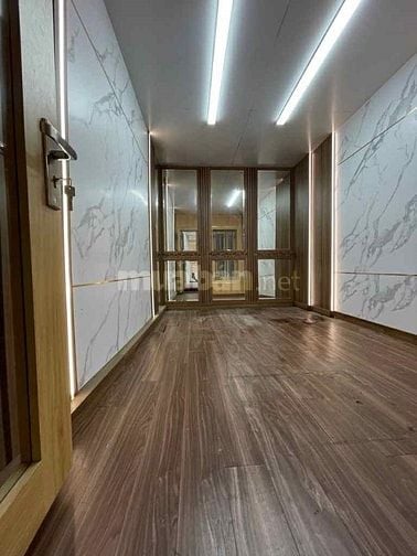 Bán nhà MẶT PHỐ LÁNG – Kinh doanh đỉnh, 33m2 3 tầng giá chỉ 10 TỶ, sổ 