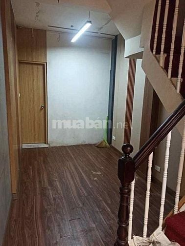 Bán nhà MẶT PHỐ LÁNG – Kinh doanh đỉnh, 33m2 3 tầng giá chỉ 10 TỶ, sổ 
