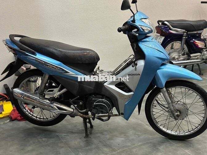 Wave 110 máy rin êm. xe sạch sẽ giấy tờ đầy đủ