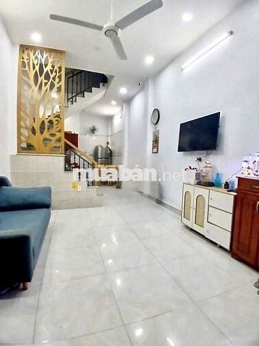 NHÀ 4 TẦNG BTCT 5PN LÝ THÁI TỔ, Q.10