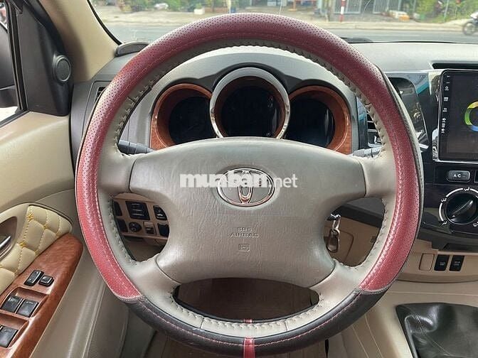 Toyota Fortuner 2009 2.5G - máy dầu số sàn