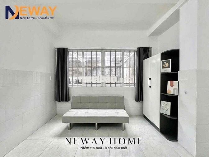 TRỐNG LẠI DUPLEX CỬA SỔ TRỜI FULL NỘI THẤT NGAY NGÃ TƯ BỐN XÃ