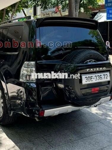 Pajero 2016 GLS Class 3.8 4x4 AT - màu đen