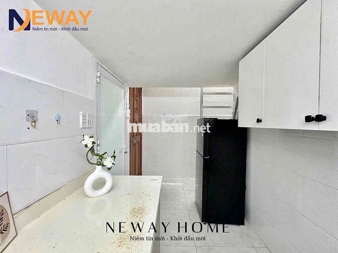 TRỐNG LẠI DUPLEX CỬA SỔ TRỜI FULL NỘI THẤT NGAY NGÃ TƯ BỐN XÃ