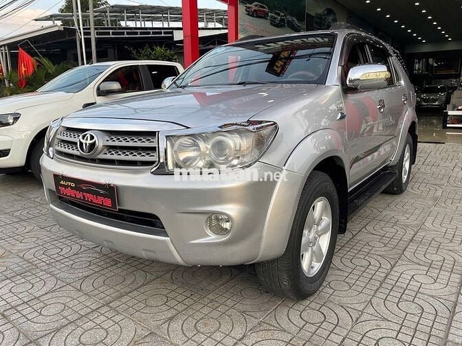 Toyota Fortuner 2009 2.5G - máy dầu số sàn