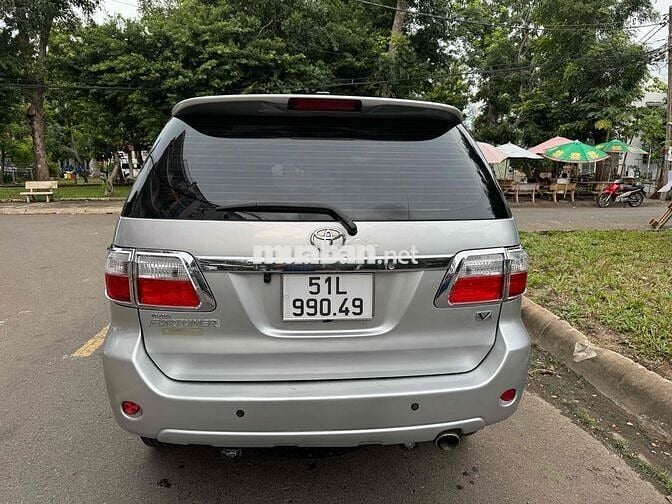 Toyota Fortuner 2009 2.7V - 129000 km
