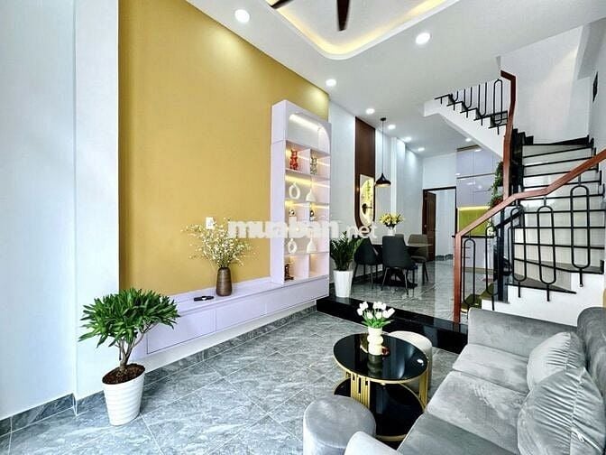 GẤP- HXH - NHÀ MỚI 3 PHÒNG NGỦ - 3 WC - 5 Tỷ