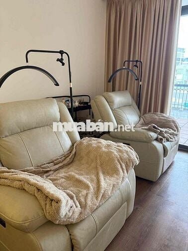 sang cả tiệm ( bao gồm đồ nghề, nội thất)