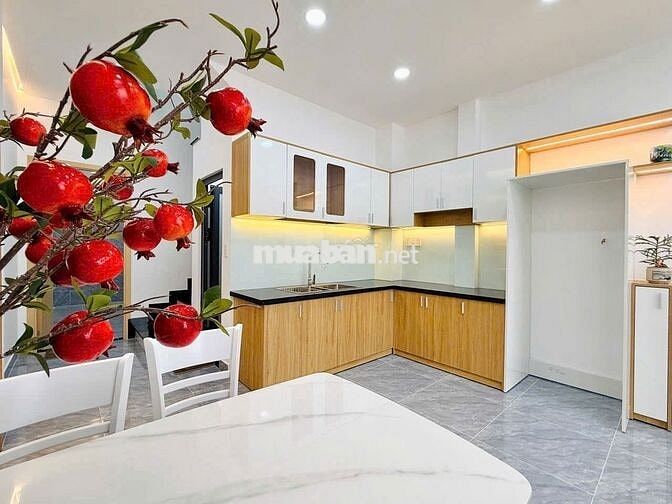 Nhà nguyên căn cho thuê gần chợ 40 Căn hẻm cụt, nhà full nội thất mới