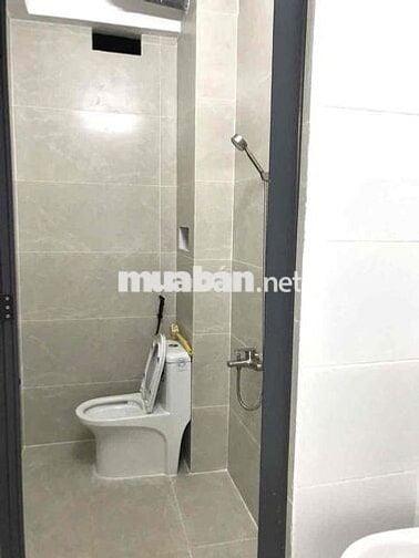 NHÀ CHO THUÊ 200m2 GIÁ RẺ Ở ĐÔNG HOÀ - DĨ AN