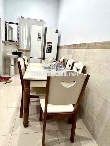 cho thuê nhà nguyên căn mới xây full nội thất 2 p ngủ d xe hơi