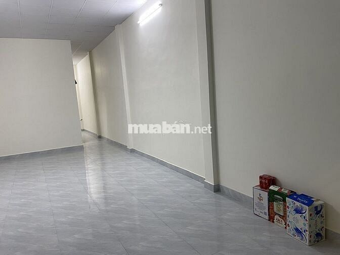 Cho thuê nhà nguyên căn mặt tiền đường lớn trung tâm Tp Đà Lạt