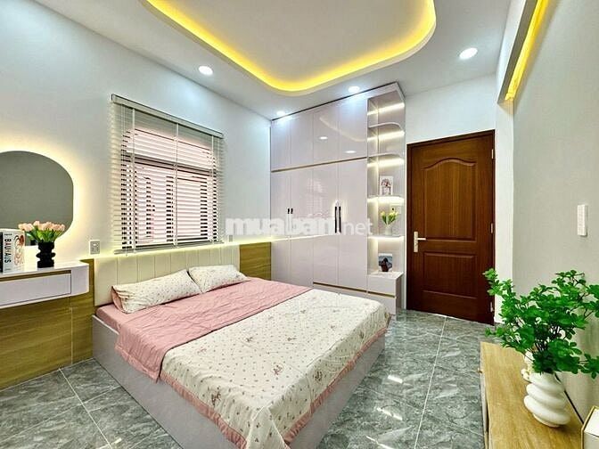 GẤP- HXH - NHÀ MỚI 3 PHÒNG NGỦ - 3 WC - 5 Tỷ