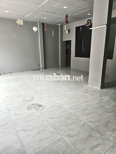 CHO THUÊ MẶT BẰNG 80M2 ÔM GÓC SÁT KHU PHỐ HÀN GIÁ 30 TRIỆU