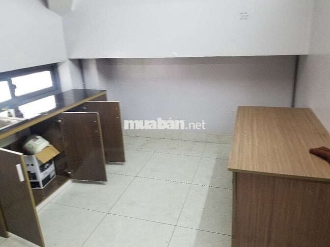 Nhà cho thuê làm văn phòng bán hàng online