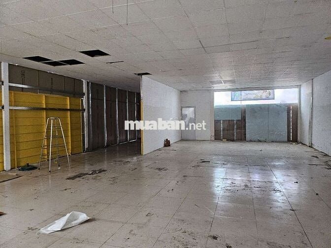 Cho thuê MB kinh doanh- nằm giữa Bách Hóa Xanh và Nhà thuốc An Khang