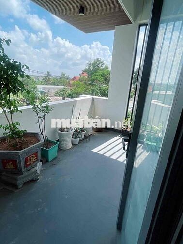 NHÀ 3 LẦU,  (5x18.5), PHÒNG NGỦ TRỆT, HOÀN CÔNG, HẺM 6M, CHỈ 3 ĐỒNG