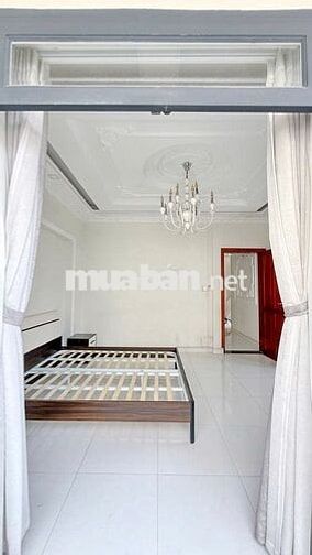 🏡 CHO THUÊ BIỆT THỰ SANG TRỌNG XE HƠI NGỦ TRONG NHÀ - LÊ THỊ CHỢ